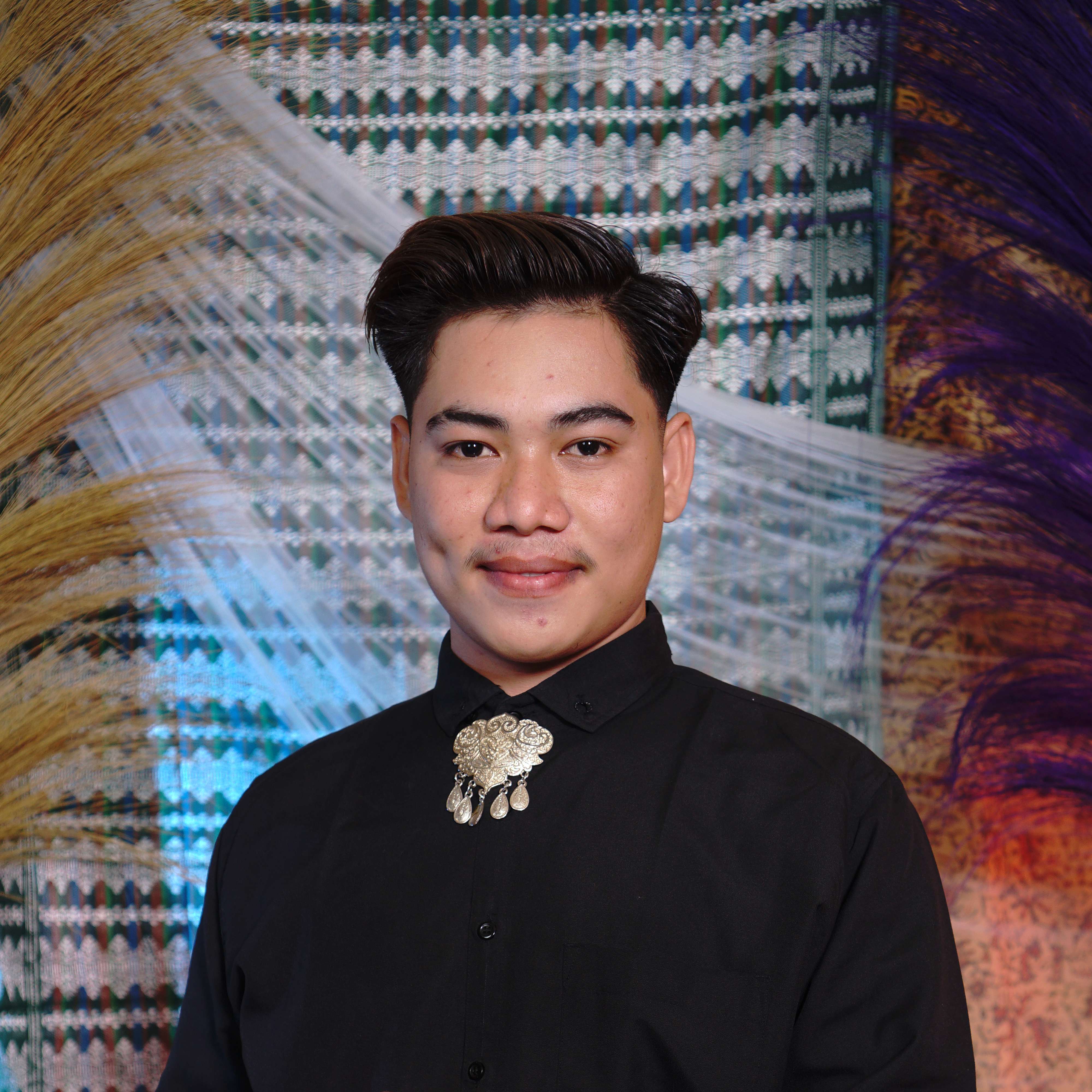 M ULUL AZMI